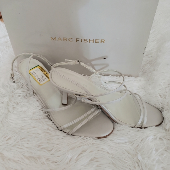 Marc Fisher heels - Picture 2 of 5